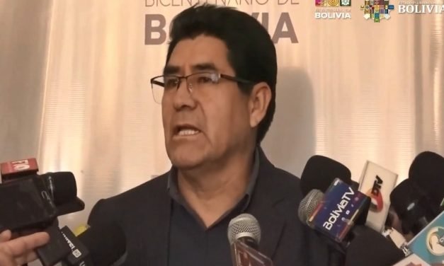 RETORNAN LAS CLASES EN SANTA CRUZ MIENTRAS QUE EN EL RESTO DEL PAÍS SE AMPLÍAN UNA SEMANA