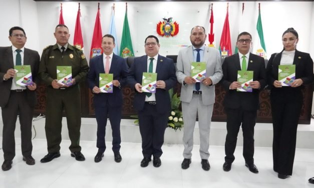 FISCAL GENERAL PRESENTA INNOVADOR PROTOCOLO PARA INVESTIGAR ACCIDENTES DE TRÁNSITO CON ENFOQUE CIENTÍFICO