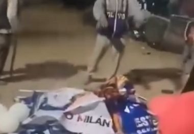 POBLADORES DE 4 CAÑADAS  EXPULSARON AL CANDIDATO EDUARDO DEL CASTILLO Y SUS SEGUIDORES