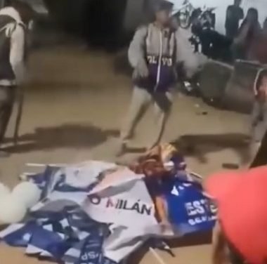 POBLADORES DE 4 CAÑADAS  EXPULSARON AL CANDIDATO EDUARDO DEL CASTILLO Y SUS SEGUIDORES