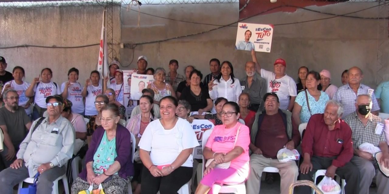 PATRICIA ARANCIBIA, CANDIDATA POR LIBRE, VISITÓ A ADULTOS MAYORES DEL BARRIO JARDINES