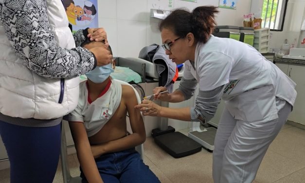 HABILITAN PUNTOS DE VACUNACIÓN MASIVA ANTES DEL RETORNO A CLASES