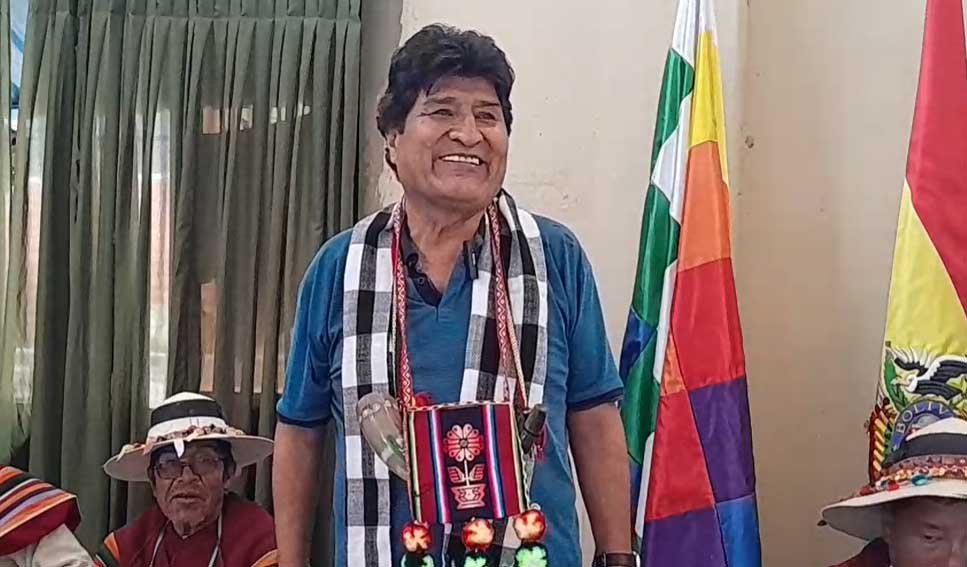 EVO : ‘ALGUNOS COMPAÑEROS VIENEN ACÁ DICIENDO: EVO, DIOS TE HA MANDADO; YO NO CREO, PERO A VECES ME HACEN CREER’