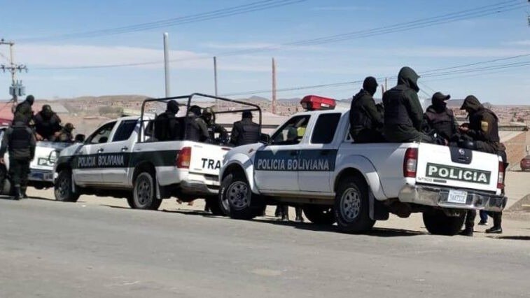 CINCO APREHENDIDOS ENTRE ELLOS UN PRESUNTO FRANCOTIRADOR EN LLALLAGUA