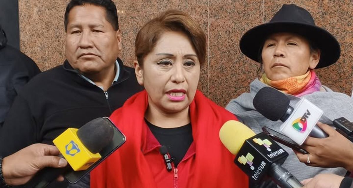 FISCALÍA REGISTRA DOS DENUNCIAS CONTRA RUTH NINA Y EVALÚA DONDE PODRÍA INVESTIGARSE EL CASO