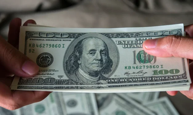 RIESGO PAÍS DE BOLIVIA BAJA, AUNQUE SE MANTIENE COMO EL SEGUNDO EN LATINOAMÉRICA, SEGÚN BLOOMBERG