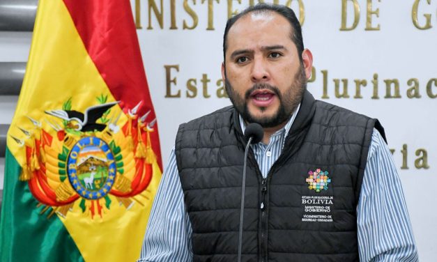 GOBIERNO SEÑALA QUE RUTH NINA INCURRIÓ EN TERRORISMO Y PIDE QUE SE HAGA LA DENUNCIA RESPECTIVA