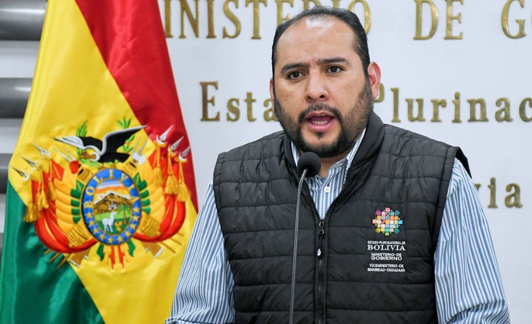 GOBIERNO SEÑALA QUE RUTH NINA INCURRIÓ EN TERRORISMO Y PIDE QUE SE HAGA LA DENUNCIA RESPECTIVA