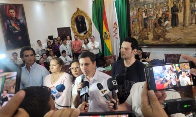 SUSPENDE SESIÓN DEL CONCEJO MUNICIPAL DE SANTA CRUZ