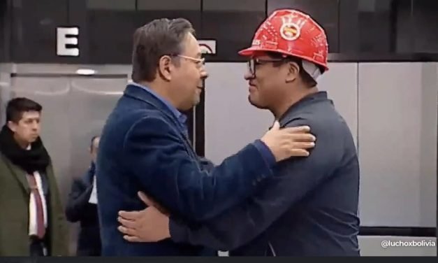 VÍCTOR QUISPE TICONA ES POSESIONADO COMO NUEVO MINISTRO DE TRABAJO