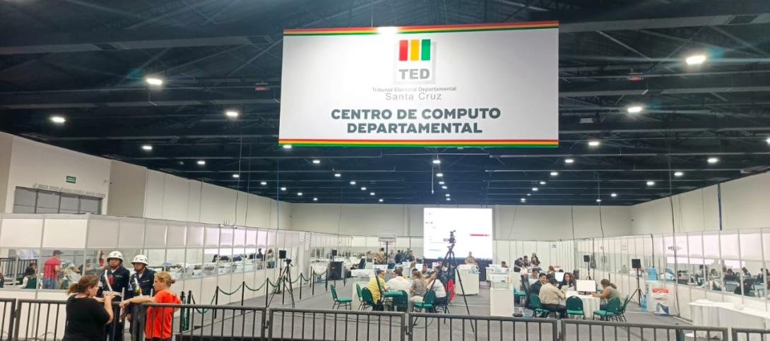 TED DE SANTA CRUZ LLEGA AL 80% Y AFIRMA QUE CUMPLIRÁ CON EL PLAZO