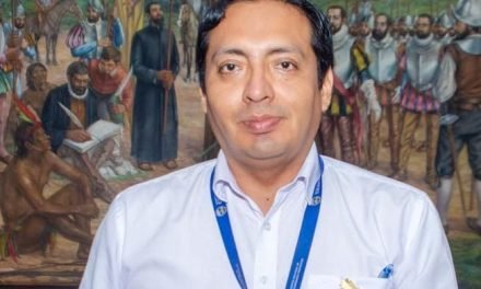 DESTITUYEN A DIRECTOR DE CENETROP POR APOYAR A ANDRÓNICO