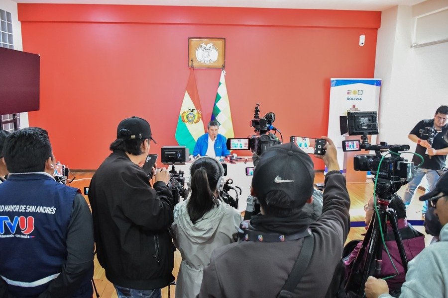 MINISTRO ANUNCIA SANCIONES POR RETORNO ANTICIPADO A CLASES PRESENCIALES