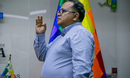 POSESIONAN A PABLO NINA TERÁN COMO NUEVO PRESIDENTE DE YPFB