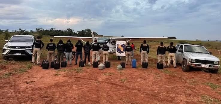 FUTBOLISTA BOLIVIANO DETENIDO EN OPERATIVO ANTIDROGA EN PARAGUAY