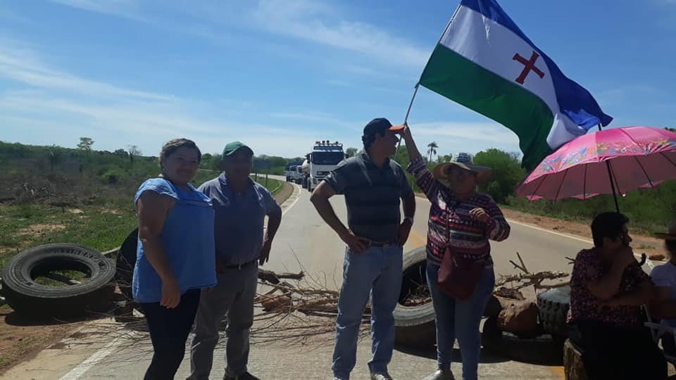 ANUNCIAN BLOQUEO INDEFINIDO DE CARRETERA Y FERROCARRIL EN ROBORÉ POR CRISIS EN COSEPUR R.L.