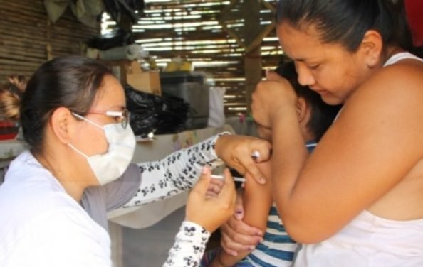 BOLIVIA APLICA MÁS DE UN MILLÓN DE DOSIS PARA PREVENIR EL SARAMPIÓN