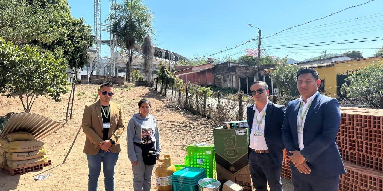 FISCALÍA ENTREGA APOYO HUMANITARIO A PADRES DEL NIÑO FALLECIDO EN YACUBIA