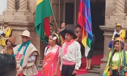 INICIO DE ACTOS OFICIALES POR EL BICENTENARIO CON PRESENCIA PRESIDENCIAL