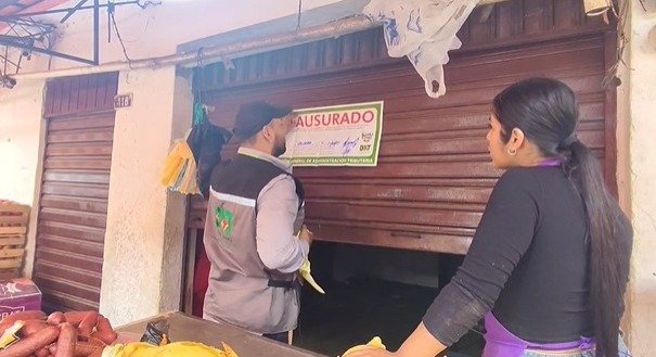 MUNICIPIO FISCALIZA VENTA DE PRODUCTOS EN LOS POZOS ANTIGUOS
