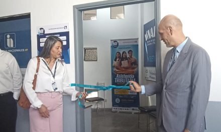 Impuestos y UPDS lanzan versión 12 del NAF en Santa Cruz