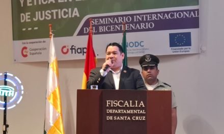 SEMINARIO DEL BICENTENARIO CERRÓ CON LLAMADO A INNOVAR LA JUSTICIA