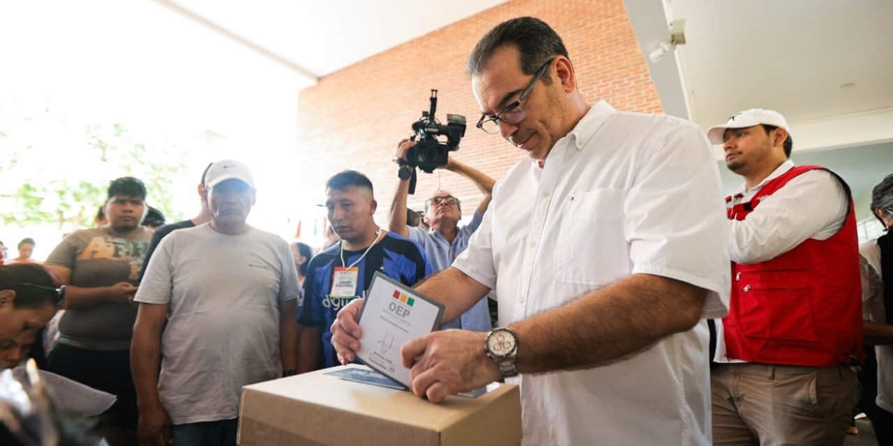 AGUILERA EMITIÓ SU VOTO Y MOTIVO PARTICIPICION CIUDADANA