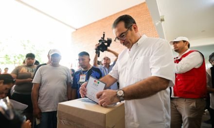 AGUILERA EMITIÓ SU VOTO Y MOTIVO PARTICIPICION CIUDADANA