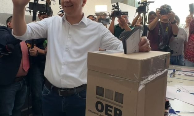 MEDRANO PIDE VOTAR CON LIBERTAD PARA CAMBIAR EL RUMBO DEL PAÍS