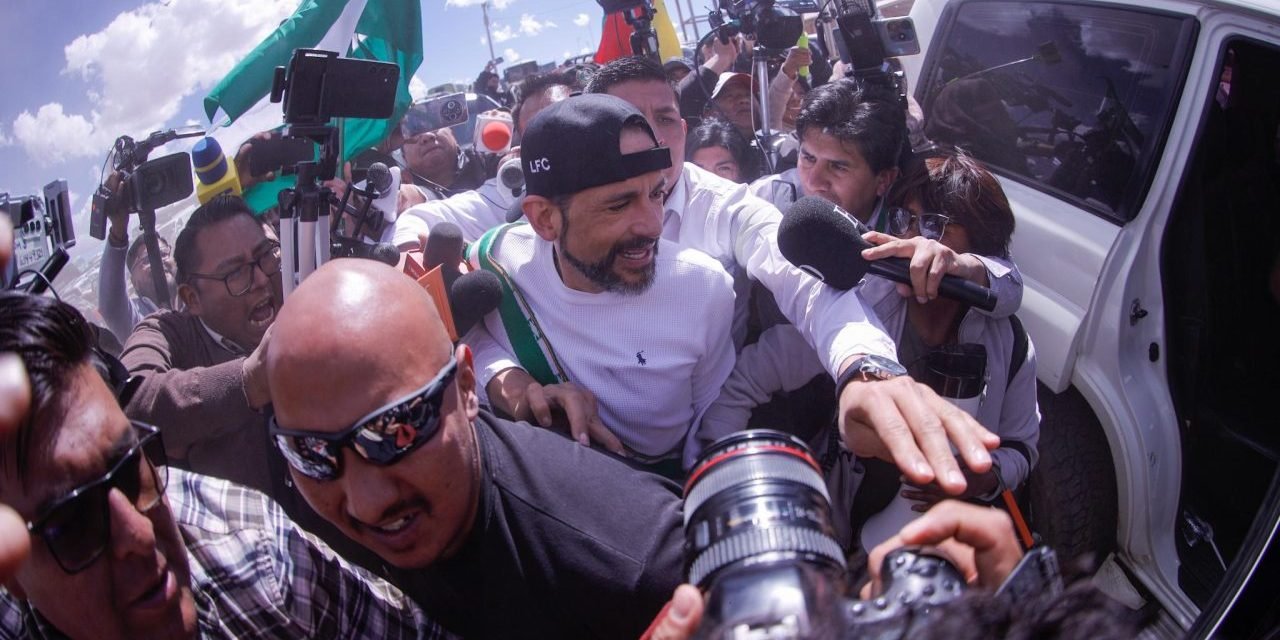 LUIS FERNANDO CAMACHO SALIO DEL PENAL DE CHONCHOCORO