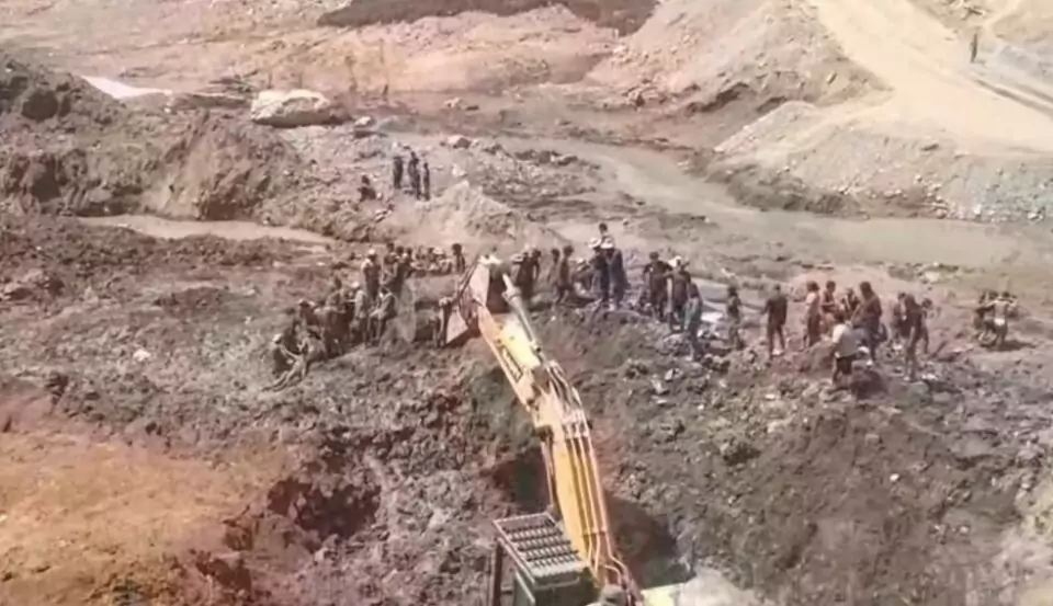 TRAGEDIA EN ZONA MINERA DE LA PAZ: TRES PERSONAS DESAPARECIDAS POR DESLIZAMIENTO