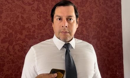 DEFENSA DE CAMACHO PAGA FIANZA Y ACELERA PROCEDIMIENTOS LEGALES