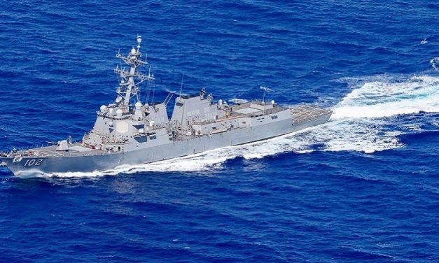 EE.UU. DESPLIEGA BUQUES DE GUERRA CERCA DE VENEZUELA EN OPERACIÓN ANTIDROGAS