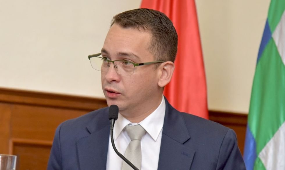 ROMER SAUCEDO: «NO SEREMOS INSTRUMENTO DE PERSECUCIÓN POLÍTICA»