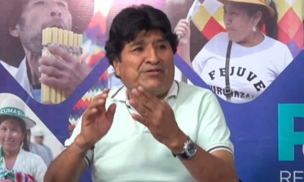 EVO SEÑALA QUE EL PDC CAPTÓ VOTOS DEL MAS TRAS ADOPTAR SU PROGRAMA SOCIAL