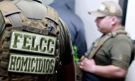 FELCC APREHENDE A TRES SOSPECHOSOS LIGADOS AL DOBLE ASESINATO