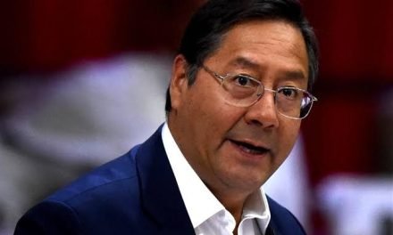 PRESIDENTE INVITA A PAZ Y QUIROGA A REUNIÓN SOBRE ECONOMÍA DEL PAIS