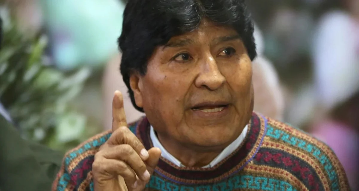 EVO MORALES VOTA EN EL TRÓPICO Y LANZA ACUSACIONES DE FRAUDE SIN EVIDENCIAS