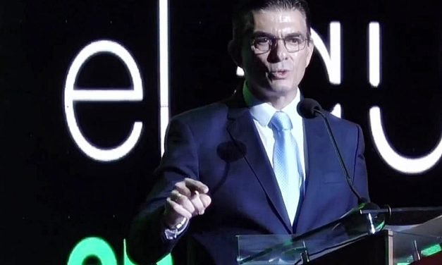 PAZ PIDE A TUTO BAJAR SU CANDIDATURA COMO UN ACTO DE GRANDEZA