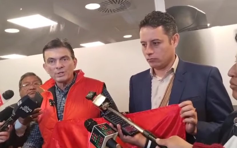 LARA ADVIERTE: “NI PAZ SE SALVA SI TRAICIONA AL PUEBLO”