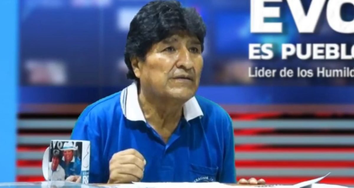 EVO PIDE A SUS LEGISLADORES INICIAR JUICIO CONTRA EL GOBIERNO