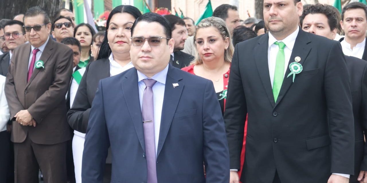 FISCAL GENERAL DEL ESTADO RINDE HOMENAJE A SANTA CRUZ EN SUS 215 AÑOS DE GESTA LIBERTARIA