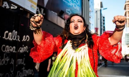 JUAN PABLO VELASCO DISPUESTO A DEBATIR CON MARÍA GALINDO