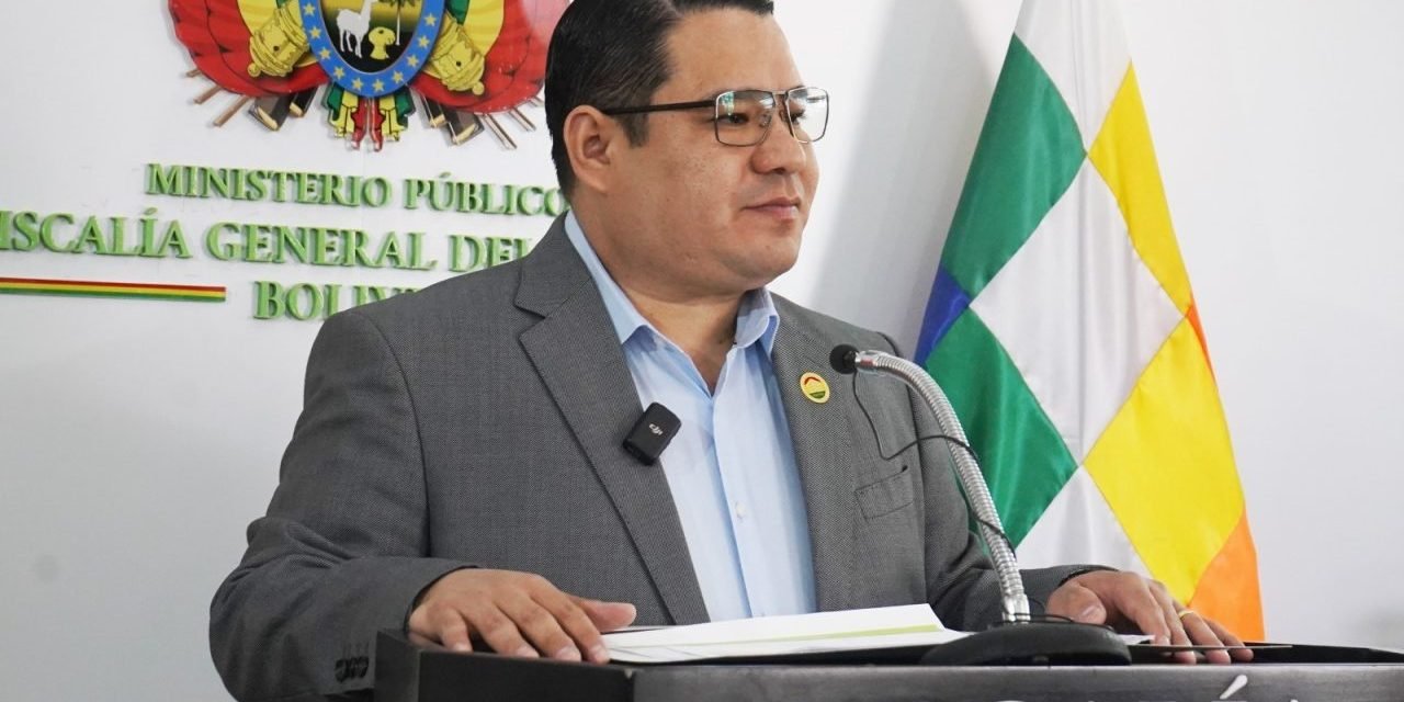 FISCAL GENERAL: NUEVA LEY DIGITAL CREA CINCO DELITOS PARA PROTEGER A MENORES