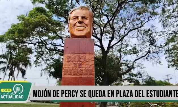 PERCY QUEDA INMORTALIZADO EN UN MOJÓN