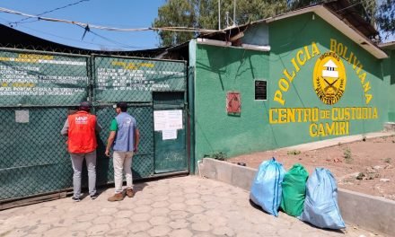 DEFENSORÍA DEL PUEBLO ADVIERTE VULNERACIÓN DE DERECHOS EN CÁRCELES CRUCEÑAS