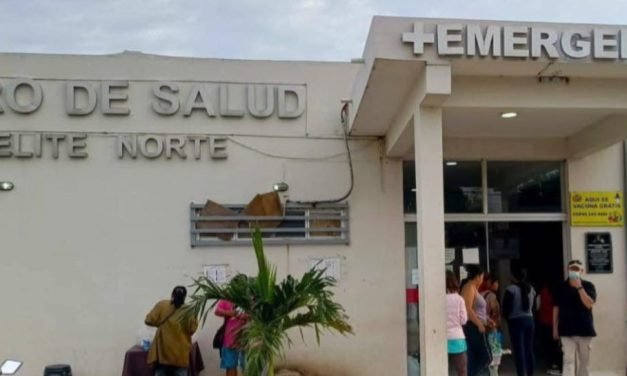 INVESTIGAN PRESUNTA NEGLIGENCIA TRAS PARTO EN EL PASILLO DE UN CENTRO DE SALUD EN SATÉLITE NORTE