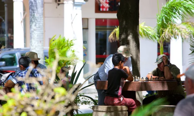 SANTA CRUZ CELEBRA LA APROBACIÓN DEL DÍA DEL HOMBRE EN BOLIVIA