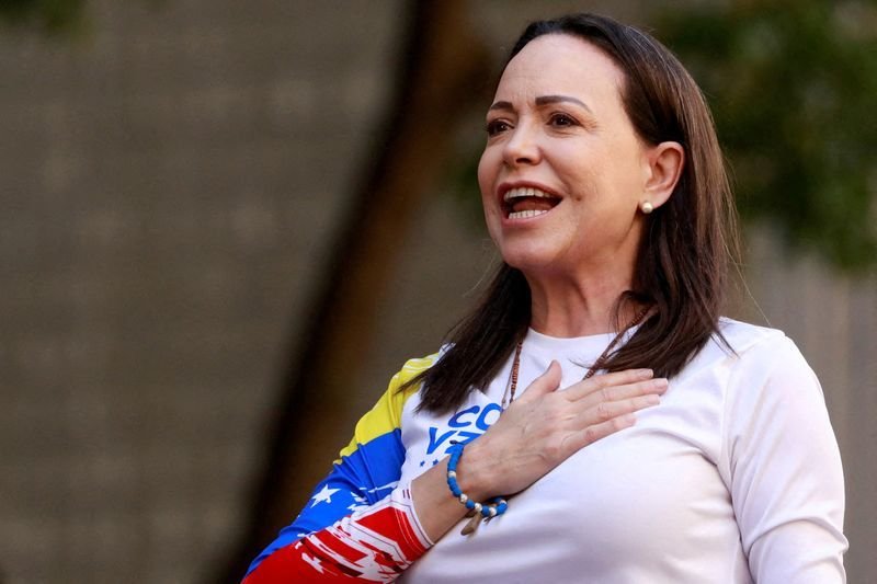 MARÍA CORINA MACHADO, FELICITA A RODRIGO PAZ POR SU TRIUNFO