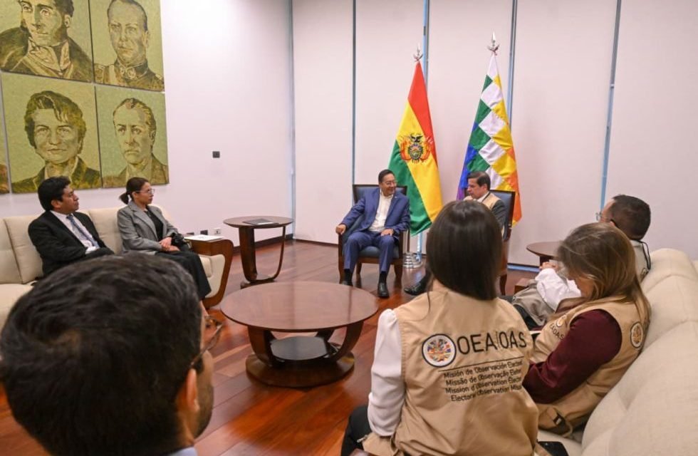LUIS ARCE INSTA A EJERCER EL VOTO Y REAFIRMAR LA DEMOCRACIA BOLIVIANA